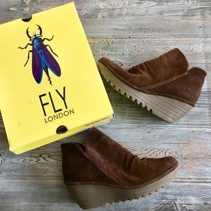 Fly London Yip brown suede wedge bootie size 12